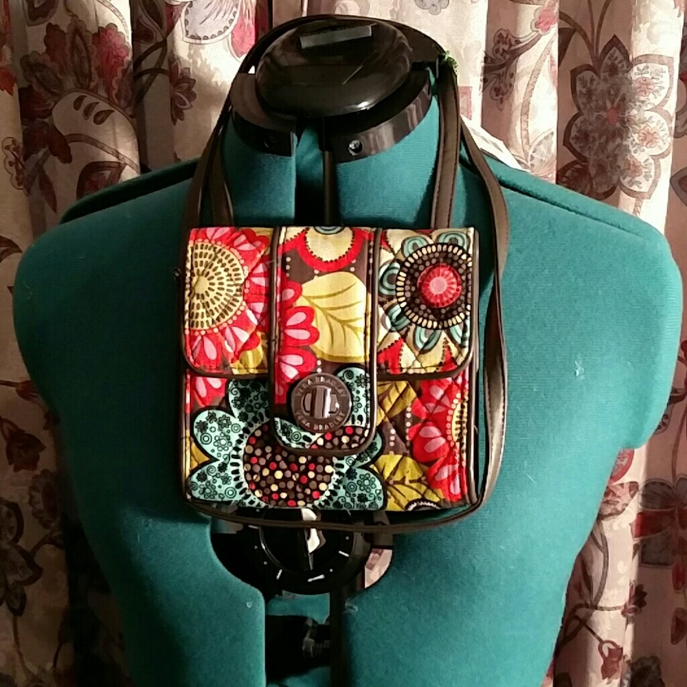 NWT VERA BRADLEY CROSSBODY WALLET